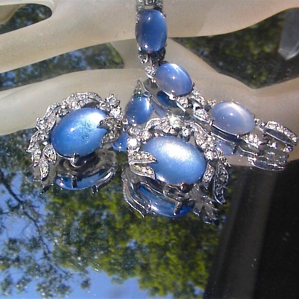 STUNNING Vintage JOMAZ signed BLUE MOONSTONE & RS  BRACELET & EARRINGS (SET)